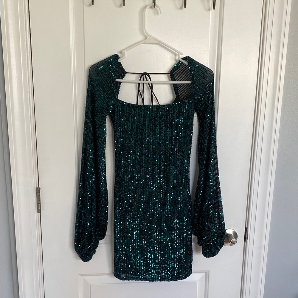 Green Sequin Long Sleeve Dress